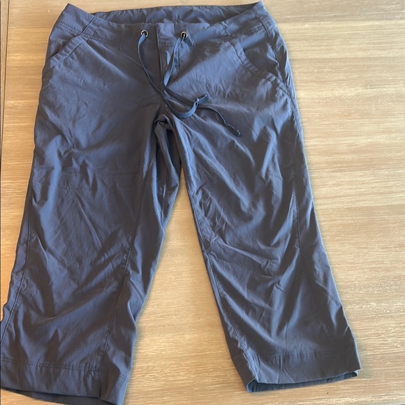 Columbia crop‎ pants - Picture 1 of 4